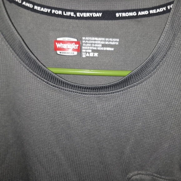 Wrangler Men's Dark Gray Long Sleeve Tee - Picture 4 of 4